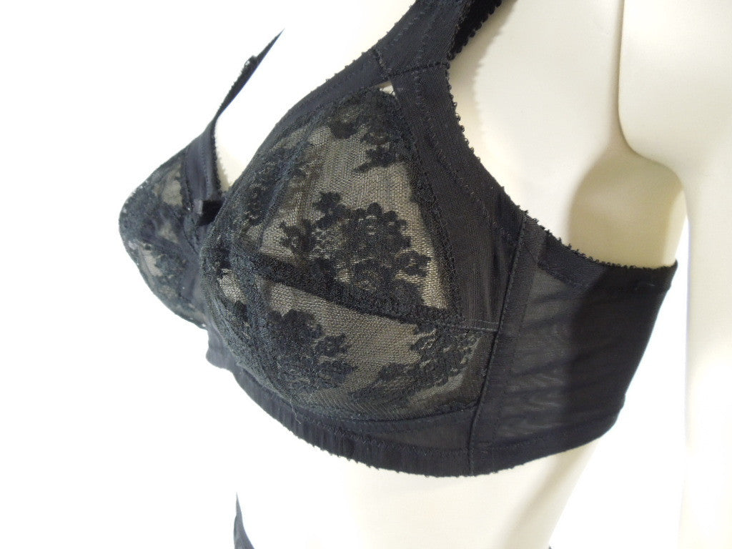 New With Tags Vintage Bali Flower Full Support Underwire Bra